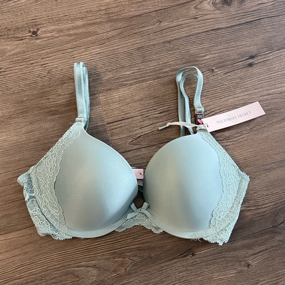 Victoria’s Secret Dream Angels Push Up Bra 32C - Picture 4 of 7